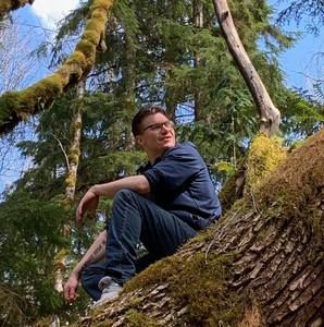 Meet your Posher, James